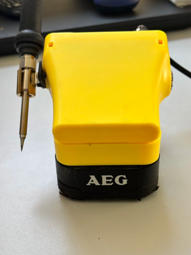 T12 Cordless Soldering Iron Fo - đánh giá và giá Diy Electronics Bench