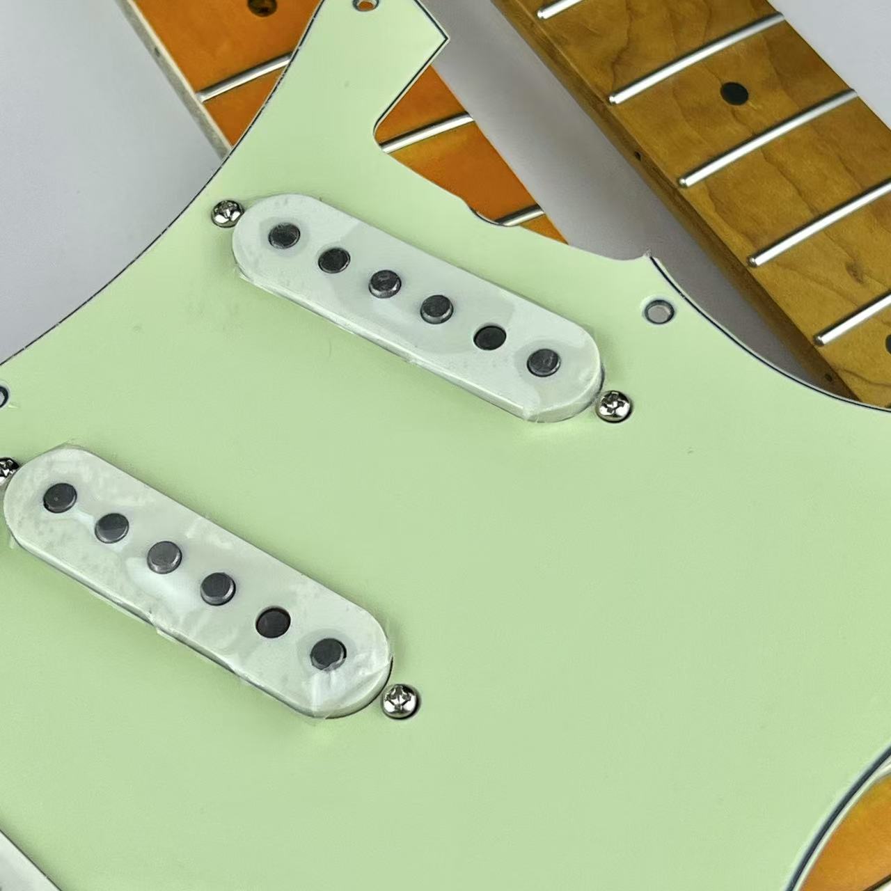 DIY Guitar ST Pickguard Kit SS - đánh giá và giá Diy Guitar Electronics Kit