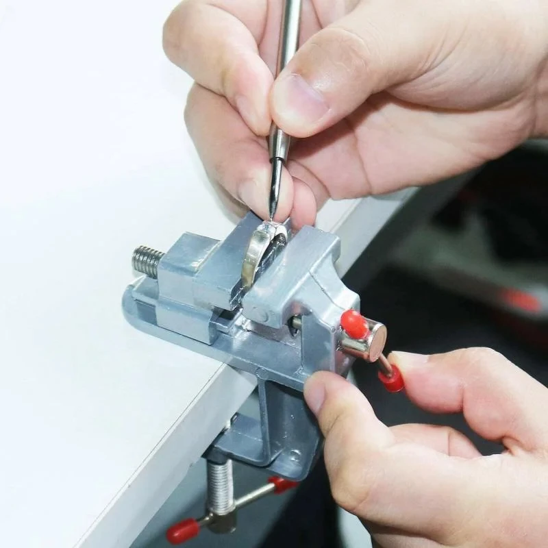 Mini Bench Vise Table Clamp Sc - đánh giá và giá Diy Electronics Bench